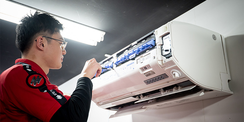 弱冠23歳!若手オーナーに「起業のきっかけ」や「仕事のコツ」を聞いてみました!|おそうじ革命川崎南町店にインタビュー