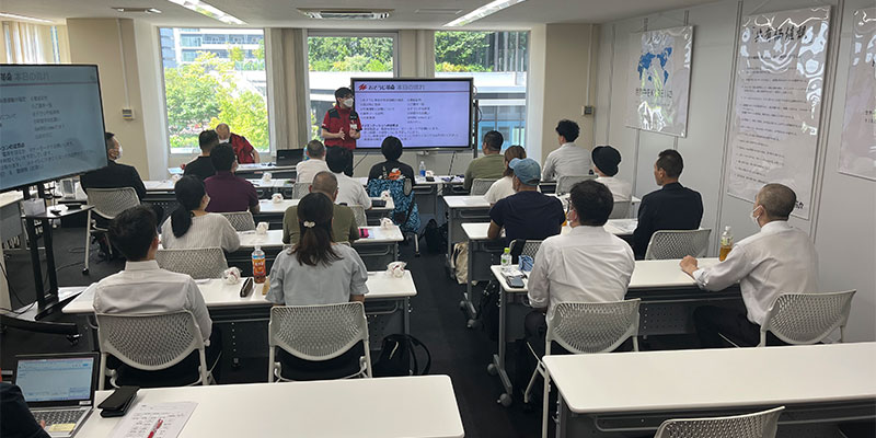 開業後も仲良し!?おそうじ革命の加盟店オーナー同士で親しくなりやすいワケとは?